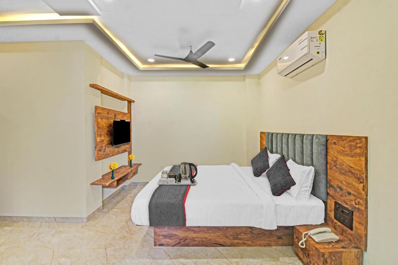 ホテル Townhouse Md Star ナーグプル エクステリア 写真
