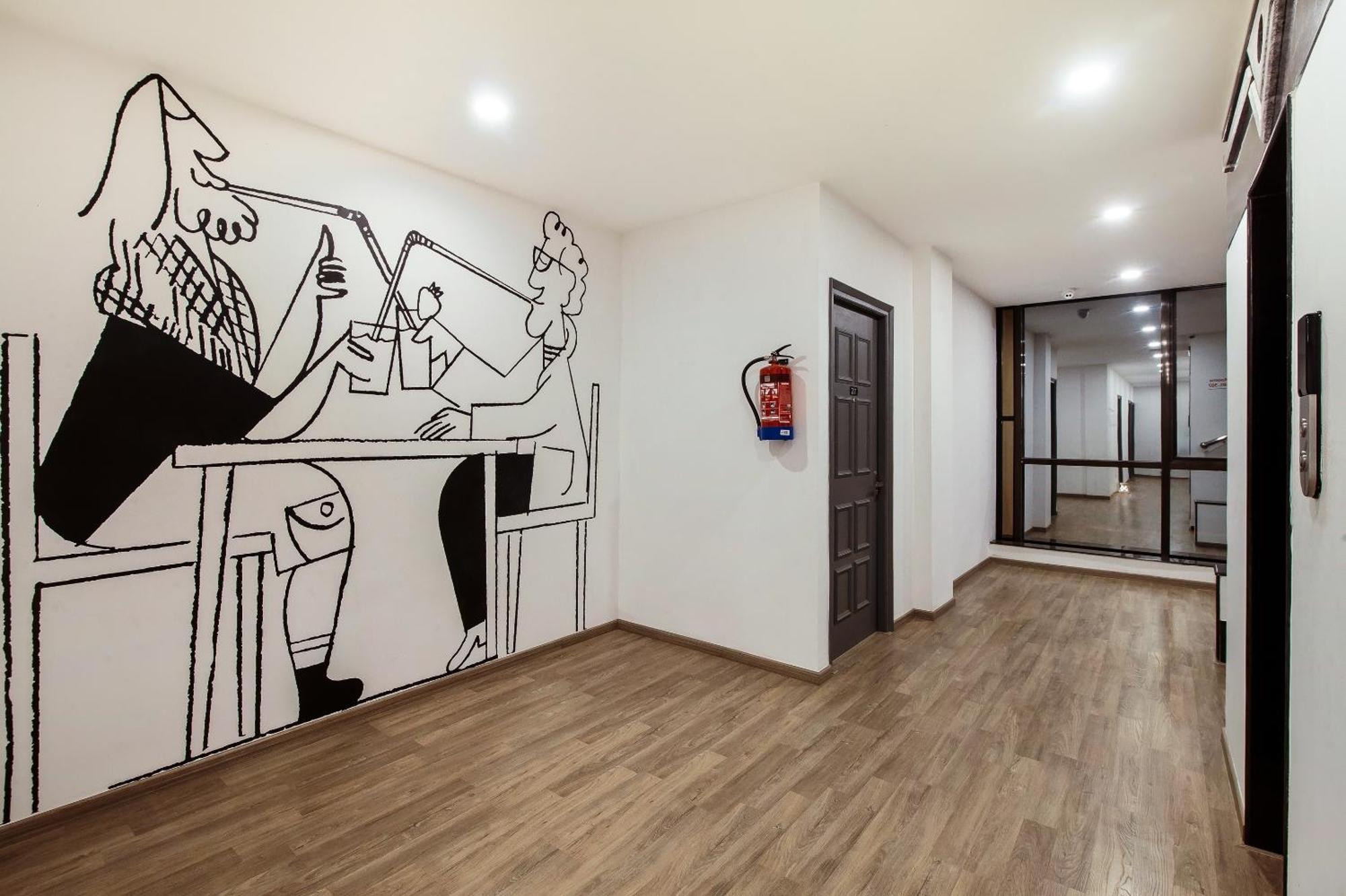 ホテル Townhouse Md Star ナーグプル エクステリア 写真